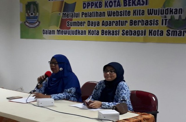 Kabid POIP Menjadi Narasumber Sosialisasi Admin Website DPPKB Kota Bekasi