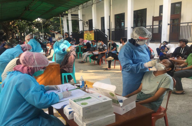 Pelaksanaan Vaksinasi Serentak di Kota Bekasi