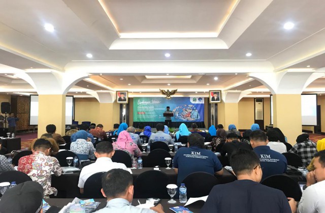 Diskominfostandi Bersama Kelompok Informasi Masyarakat (KIM) Menghadiri Bimtek di Bandung